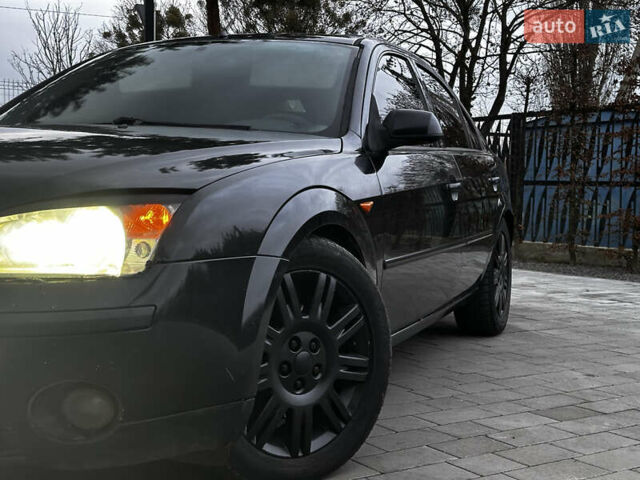 Черный Форд Мондео, объемом двигателя 2 л и пробегом 220 тыс. км за 2800 $, фото 1 на Automoto.ua