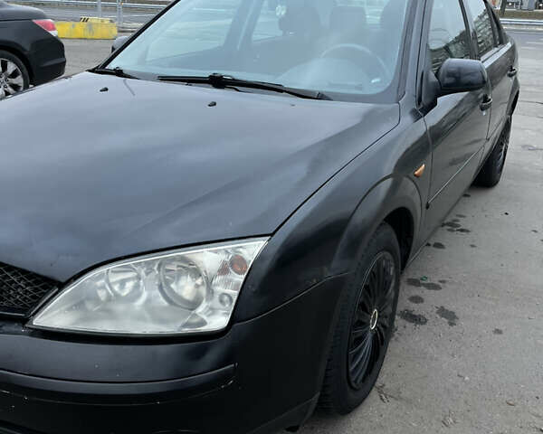 Чорний Форд Мондео, об'ємом двигуна 1.8 л та пробігом 319 тис. км за 2500 $, фото 8 на Automoto.ua