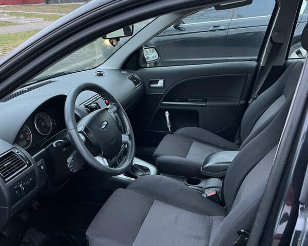 Чорний Форд Мондео, об'ємом двигуна 1.8 л та пробігом 319 тис. км за 2500 $, фото 11 на Automoto.ua