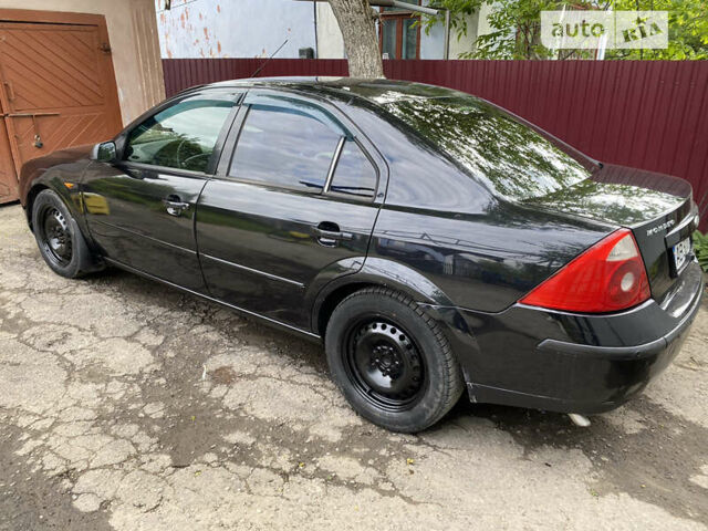 Черный Форд Мондео, объемом двигателя 1.8 л и пробегом 300 тыс. км за 2500 $, фото 2 на Automoto.ua