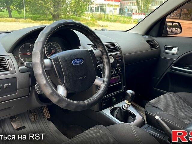 Форд Мондео 2002 в Николаеве на Automoto.ua Черный Форд Мондео, объемом двигателя 2 л и пробегом 337 тыс. км за 2990 $, фото 5 на Automoto.ua