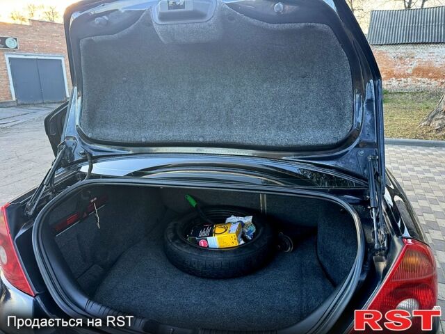 Черный Форд Мондео, объемом двигателя 2.5 л и пробегом 265 тыс. км за 3800 $, фото 12 на Automoto.ua