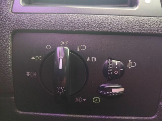 Чорний Форд Мондео, об'ємом двигуна 2 л та пробігом 225 тис. км за 5900 $, фото 12 на Automoto.ua