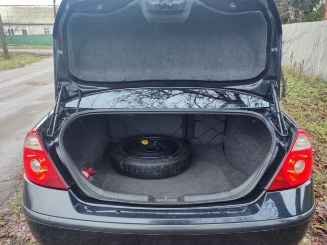 Чорний Форд Мондео, об'ємом двигуна 2 л та пробігом 225 тис. км за 5900 $, фото 5 на Automoto.ua