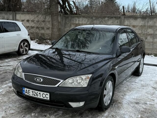 Черный Форд Мондео, объемом двигателя 2 л и пробегом 295 тыс. км за 3499 $, фото 1 на Automoto.ua