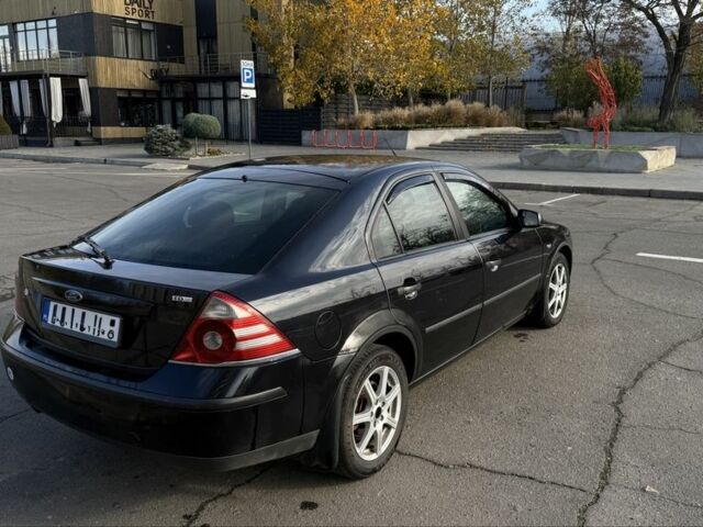 Черный Форд Мондео, объемом двигателя 2 л и пробегом 250 тыс. км за 2000 $, фото 2 на Automoto.ua