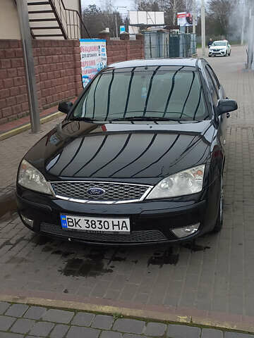 Черный Форд Мондео, объемом двигателя 2 л и пробегом 236 тыс. км за 5400 $, фото 26 на Automoto.ua