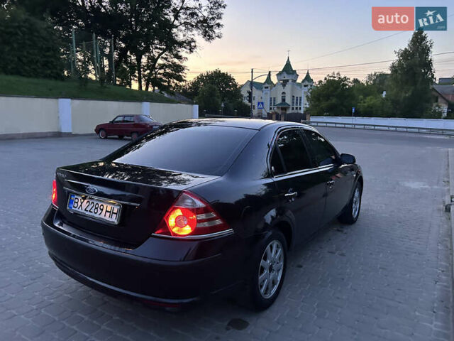 Черный Форд Мондео, объемом двигателя 1.8 л и пробегом 292 тыс. км за 4900 $, фото 4 на Automoto.ua