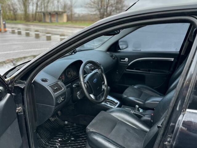 Черный Форд Мондео, объемом двигателя 2 л и пробегом 340 тыс. км за 4100 $, фото 8 на Automoto.ua