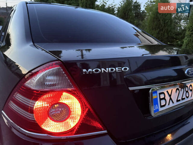 Черный Форд Мондео, объемом двигателя 1.8 л и пробегом 293 тыс. км за 4700 $, фото 5 на Automoto.ua