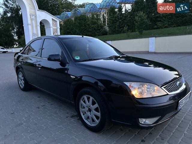 Черный Форд Мондео, объемом двигателя 1.8 л и пробегом 292 тыс. км за 4900 $, фото 2 на Automoto.ua