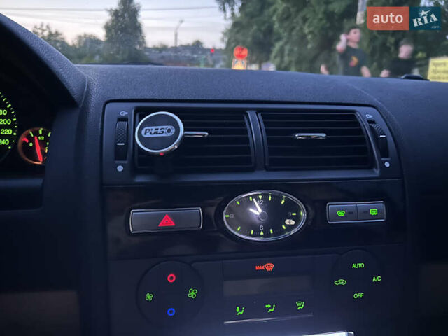 Черный Форд Мондео, объемом двигателя 1.8 л и пробегом 293 тыс. км за 4700 $, фото 13 на Automoto.ua