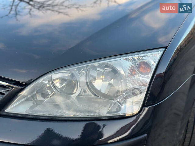 Черный Форд Мондео, объемом двигателя 2 л и пробегом 260 тыс. км за 4799 $, фото 33 на Automoto.ua