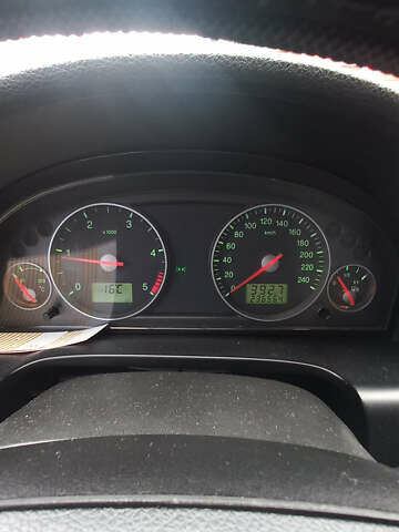 Черный Форд Мондео, объемом двигателя 2 л и пробегом 236 тыс. км за 5400 $, фото 6 на Automoto.ua