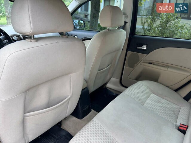 Черный Форд Мондео, объемом двигателя 1.8 л и пробегом 293 тыс. км за 4700 $, фото 28 на Automoto.ua