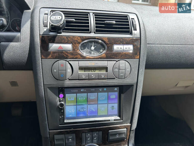 Черный Форд Мондео, объемом двигателя 1.8 л и пробегом 293 тыс. км за 4700 $, фото 15 на Automoto.ua