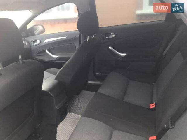 Черный Форд Мондео, объемом двигателя 2 л и пробегом 338 тыс. км за 5400 $, фото 3 на Automoto.ua