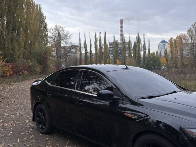 Черный Форд Мондео, объемом двигателя 2 л и пробегом 285 тыс. км за 7300 $, фото 2 на Automoto.ua