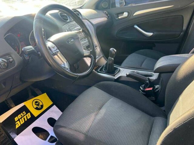 Форд Мондео 2007 в Ивано-Франковске на Automoto.ua Черный Форд Мондео, объемом двигателя 2 л и пробегом 245 тыс. км за 5800 $, фото 19 на Automoto.ua