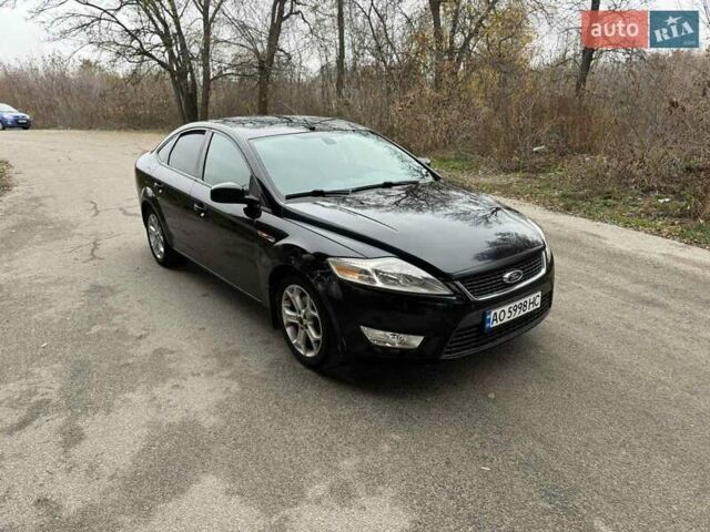 Черный Форд Мондео, объемом двигателя 1.75 л и пробегом 240 тыс. км за 3999 $, фото 2 на Automoto.ua