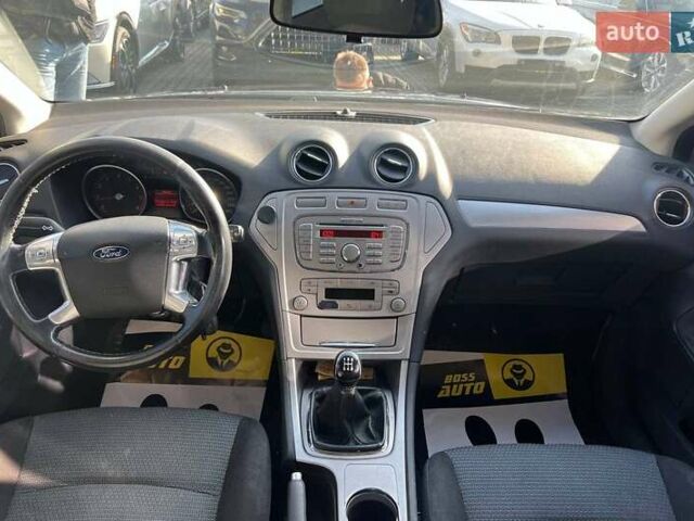 Форд Мондео 2007 в Ивано-Франковске на Automoto.ua Черный Форд Мондео, объемом двигателя 2 л и пробегом 245 тыс. км за 5800 $, фото 9 на Automoto.ua
