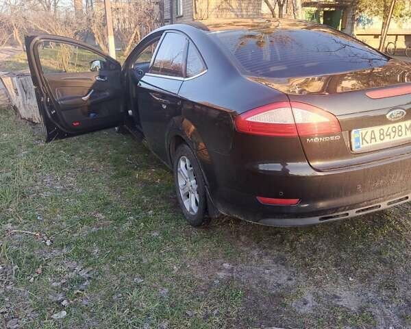 Чорний Форд Мондео, об'ємом двигуна 2.52 л та пробігом 260 тис. км за 6800 $, фото 16 на Automoto.ua