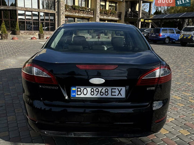 Черный Форд Мондео, объемом двигателя 1.8 л и пробегом 250 тыс. км за 5700 $, фото 4 на Automoto.ua
