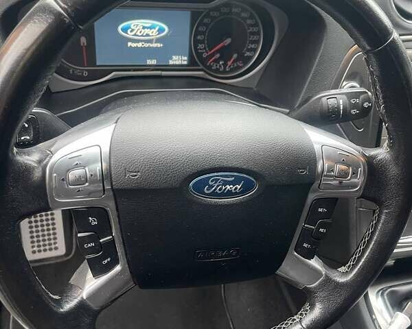 Черный Форд Мондео, объемом двигателя 2 л и пробегом 165 тыс. км за 7000 $, фото 7 на Automoto.ua