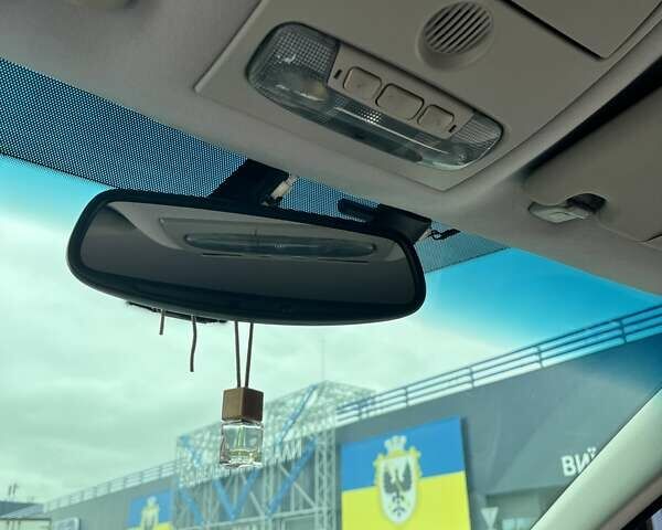 Чорний Форд Мондео, об'ємом двигуна 2.26 л та пробігом 260 тис. км за 7300 $, фото 20 на Automoto.ua