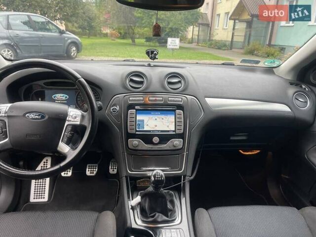 Черный Форд Мондео, объемом двигателя 2 л и пробегом 165 тыс. км за 7000 $, фото 9 на Automoto.ua