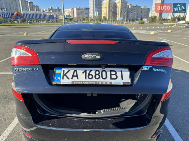 Черный Форд Мондео, объемом двигателя 2.5 л и пробегом 207 тыс. км за 6500 $, фото 11 на Automoto.ua