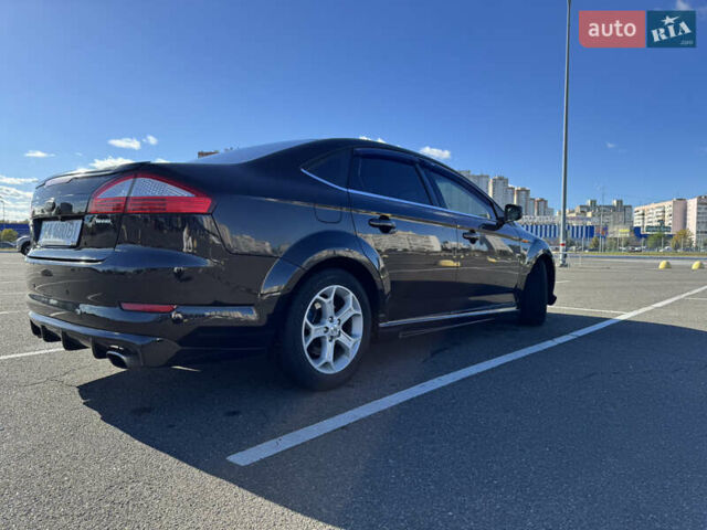 Черный Форд Мондео, объемом двигателя 2.5 л и пробегом 207 тыс. км за 6500 $, фото 4 на Automoto.ua