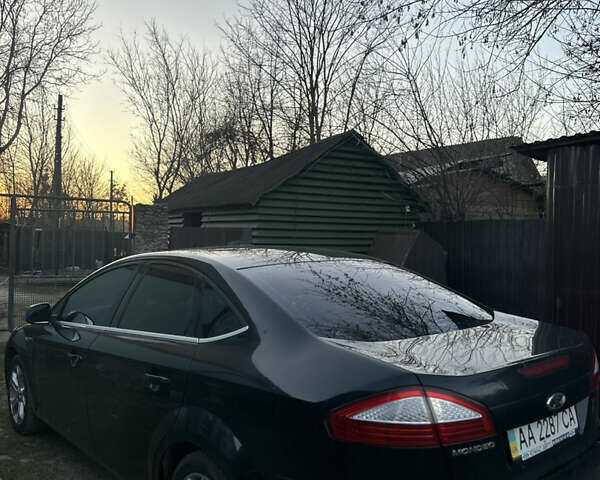 Черный Форд Мондео, объемом двигателя 2.3 л и пробегом 263 тыс. км за 6500 $, фото 2 на Automoto.ua