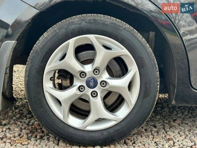 Черный Форд Мондео, объемом двигателя 1.8 л и пробегом 225 тыс. км за 6800 $, фото 35 на Automoto.ua