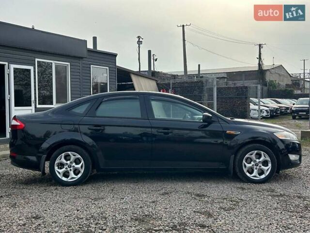 Черный Форд Мондео, объемом двигателя 1.8 л и пробегом 225 тыс. км за 6800 $, фото 4 на Automoto.ua