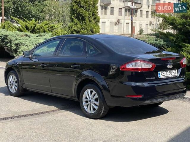 Черный Форд Мондео, объемом двигателя 1.6 л и пробегом 175 тыс. км за 6800 $, фото 13 на Automoto.ua