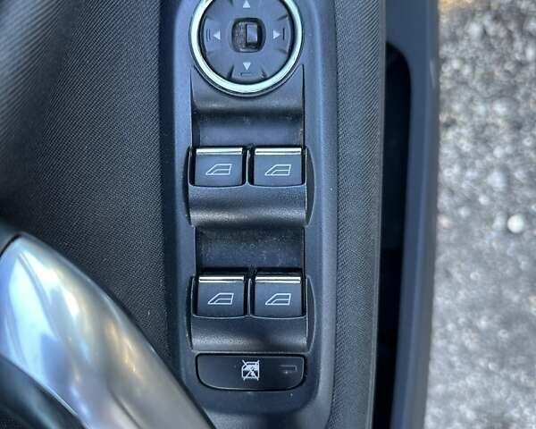 Чорний Форд Мондео, об'ємом двигуна 1.6 л та пробігом 152 тис. км за 5999 $, фото 22 на Automoto.ua