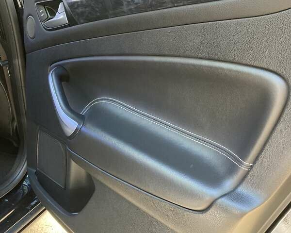 Черный Форд Мондео, объемом двигателя 1.98 л и пробегом 67 тыс. км за 12100 $, фото 9 на Automoto.ua