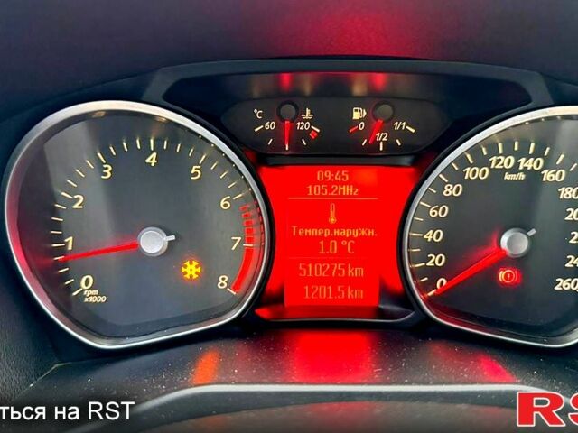 Черный Форд Мондео, объемом двигателя 1.6 л и пробегом 510 тыс. км за 6000 $, фото 5 на Automoto.ua