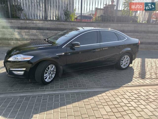 Черный Форд Мондео, объемом двигателя 2 л и пробегом 80 тыс. км за 11500 $, фото 8 на Automoto.ua