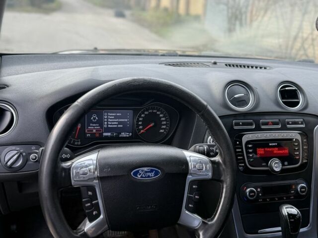 Черный Форд Мондео, объемом двигателя 2 л и пробегом 270 тыс. км за 5200 $, фото 5 на Automoto.ua