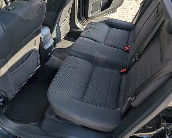 Чорний Форд Мондео, об'ємом двигуна 2 л та пробігом 255 тис. км за 6350 $, фото 23 на Automoto.ua