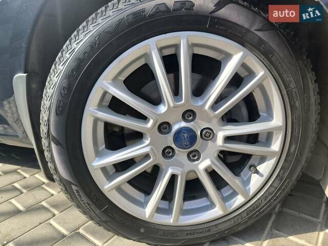 Черный Форд Мондео, объемом двигателя 2 л и пробегом 80 тыс. км за 11500 $, фото 17 на Automoto.ua