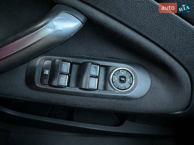 Черный Форд Мондео, объемом двигателя 2 л и пробегом 202 тыс. км за 8500 $, фото 15 на Automoto.ua