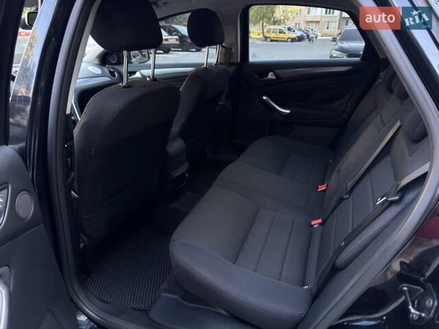 Черный Форд Мондео, объемом двигателя 2 л и пробегом 202 тыс. км за 8500 $, фото 10 на Automoto.ua