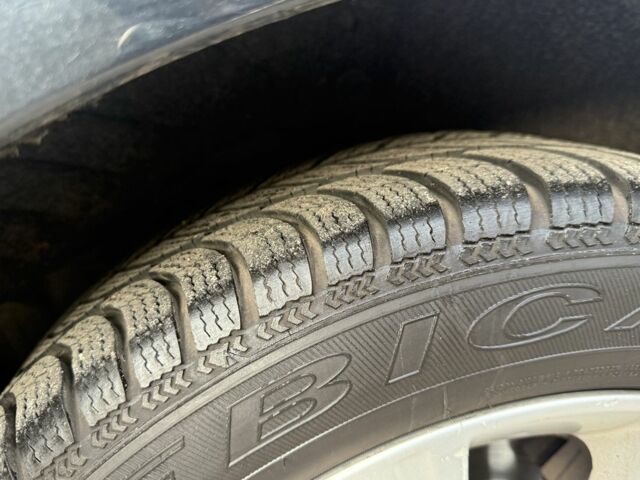 Черный Форд Мондео, объемом двигателя 2 л и пробегом 270 тыс. км за 5200 $, фото 7 на Automoto.ua