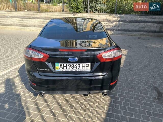 Черный Форд Мондео, объемом двигателя 2 л и пробегом 80 тыс. км за 11500 $, фото 6 на Automoto.ua