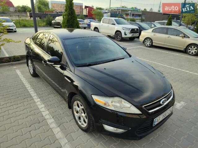 Черный Форд Мондео, объемом двигателя 1.6 л и пробегом 140 тыс. км за 7500 $, фото 7 на Automoto.ua