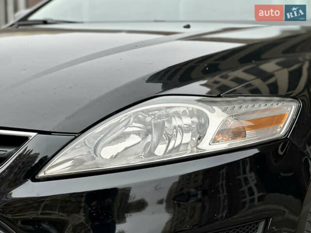 Черный Форд Мондео, объемом двигателя 2 л и пробегом 330 тыс. км за 7190 $, фото 4 на Automoto.ua