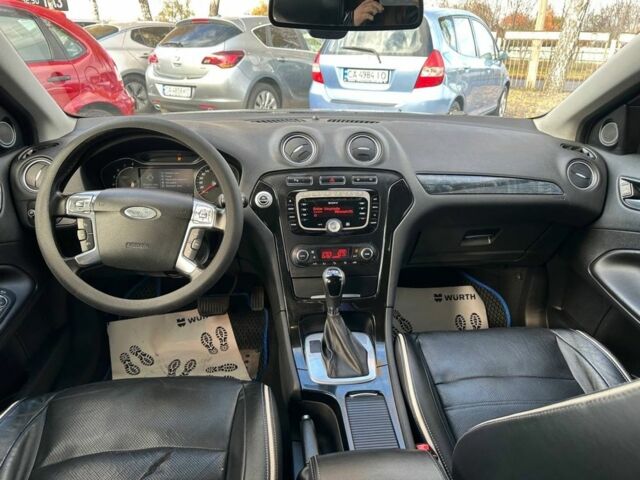 Черный Форд Мондео, объемом двигателя 2 л и пробегом 292 тыс. км за 7300 $, фото 7 на Automoto.ua